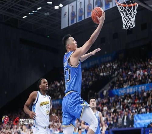 新赛季巡回,赛拉开帷幕,威廉姆斯再,开云体育,开云体育官网,开云体育app,开云体育平台,KAIYUN,SPORTS,kaiyun登录入口