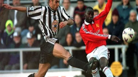 “骑士客场挑战，能否11战10胜？魔术防线能否抵挡强攻？”